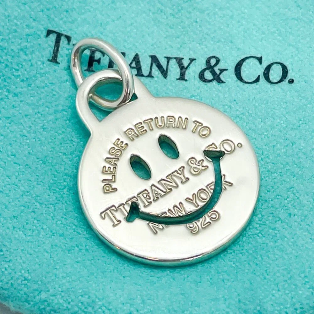 RARE Tiffany & Co Return to Tiffany Smile Happy Charm Pendant Silver - Picture 12 of 16